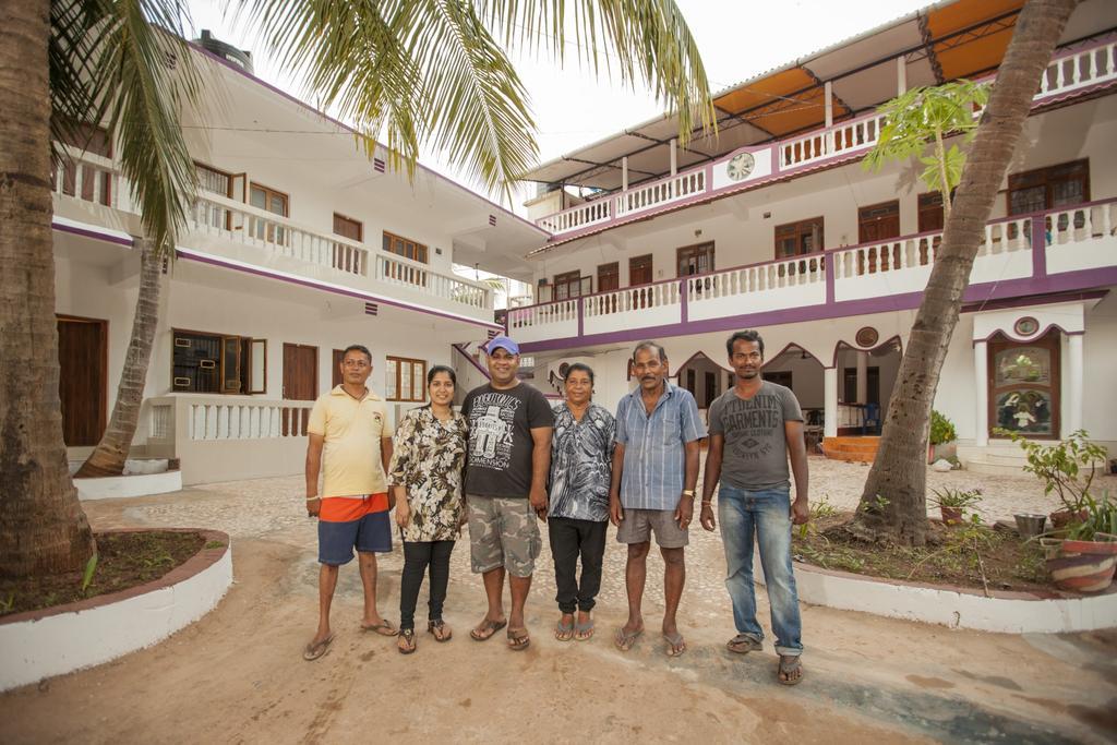 Fatima'S Guesthouse أغوندا المظهر الخارجي الصورة
