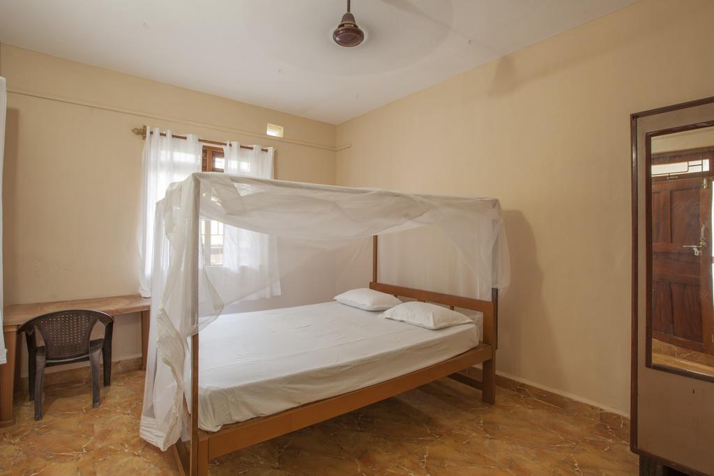 Fatima'S Guesthouse أغوندا الغرفة الصورة